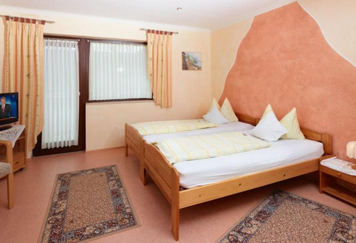 Hotel Garni Assion Birgel Bilik gambar